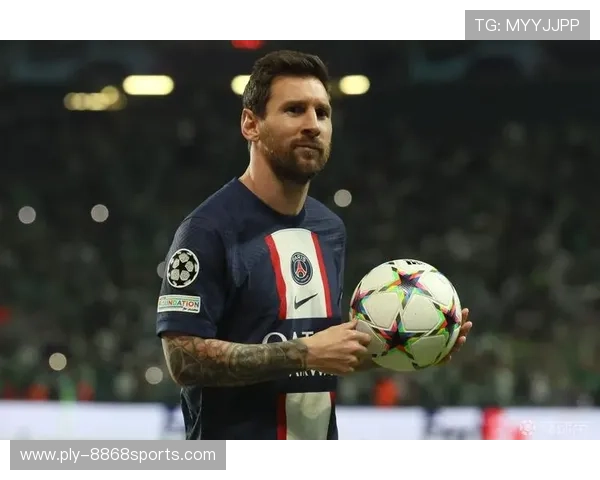 足球巨星邂逅瞬间：梅西C罗同场竞技，足球历史再添辉煌篇章